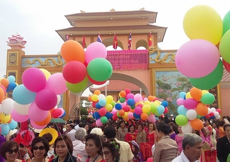 Thăm làng Việt Nam trên đất Thái Thăm làng Việt Nam trên đất Thái
