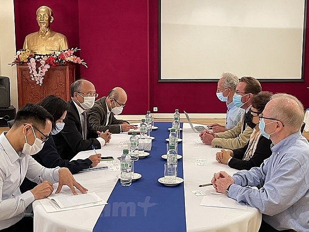 Liên đoàn Y tế Pháp-Việt đóng góp tích cực cho quan hệ giữa hai nước | Chính trị | Vietnam+ (VietnamPlus) Liên đoàn Y tế Pháp-Việt đóng góp tích cực cho quan hệ giữa hai nước | Chính trị | Vietnam+ (VietnamPlus)