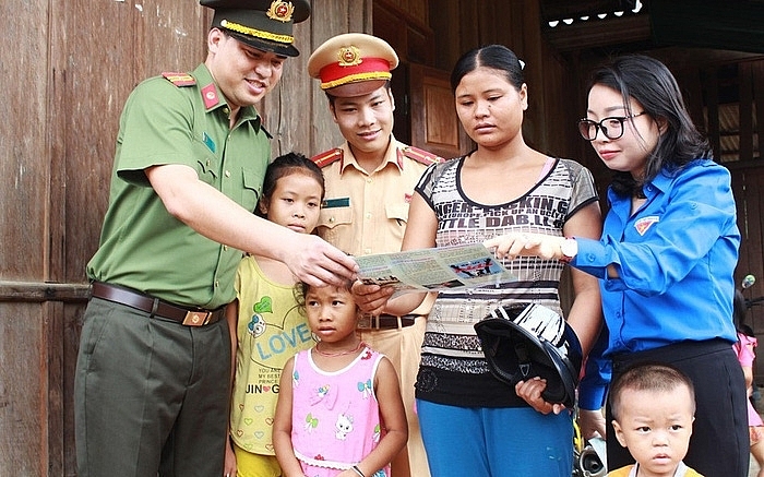 Tuyên truyền phòng, chống mua bán người tại cộng đồng. (Nguồn: Congannghean.vn) Tuyên truyền phòng, chống mua bán người tại cộng đồng. (Nguồn: Congannghean.vn)