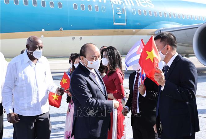Chủ tịch nước tới La Habana, bắt đầu thăm hữu nghị chính thức Cuba Chú thích ảnh