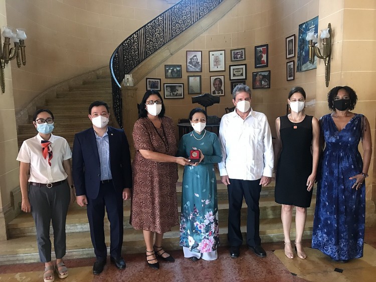 Chủ tịch Liên hiệp các tổ chức hữu nghị Việt Nam đã làm việc với Viện Cuba Hữu nghị với các dân tộc (ICAP) Chủ tịch Liên hiệp các tổ chức hữu nghị Việt Nam đã làm việc với Viện Cuba Hữu nghị với các dân tộc (ICAP)