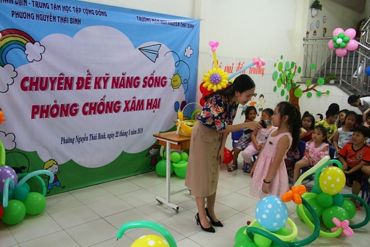 5022 chong xam hai tre em 1024x683