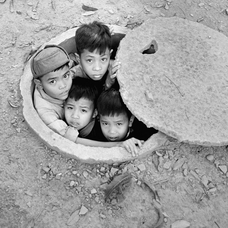 Ngắm Hà Nội 1967 – 1975 giản dị, đời thường qua ống kính của nhiếp ảnh gia người Đức Thomas Billhardt