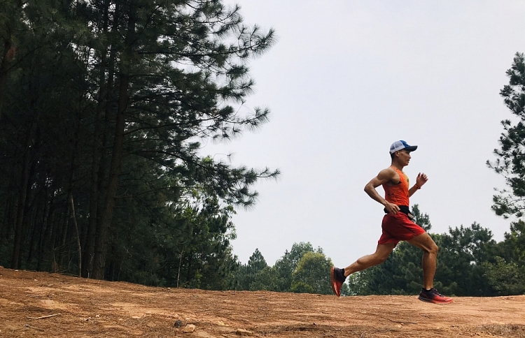 ‘Dị nhân’ làng chạy phong trào và khát vọng dự SEA Games từ VPBank Hanoi Marathon ASEAN 2020 ‘Dị nhân’ làng chạy phong trào và khát vọng dự SEA Games từ VPBank Hanoi Marathon ASEAN 2020