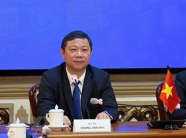 Phó Chủ tịch UBND Thành phố Hồ Chí Minh Dương Anh Đức phát biểu tại buổi hội đàm. (Ảnh: Xuân Khu/TTXVN)