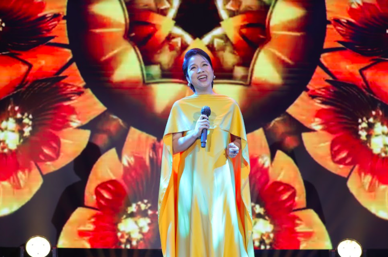 Phần thể hiện đầy cảm xúc của giọng ca nội lực Diva Mỹ Linh Phần thể hiện đầy cảm xúc của giọng ca nội lực Diva Mỹ Linh