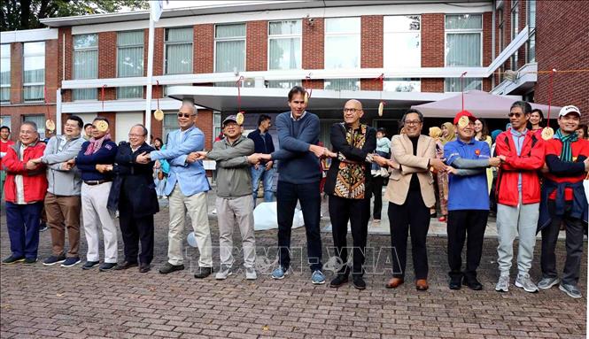Tăng cường tình hữu nghị đoàn kết trong cộng đồng ASEAN tại Bỉ Chú thích ảnh