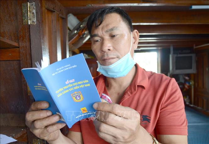 Đẩy mạnh tuyên truyền, phối hợp thực thi Luật Cảnh sát biển Việt Nam Chú thích ảnh