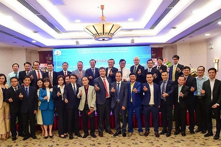 Các đại biểu tham dự Hội nghị kiều bào đóng góp ý kiến về chuyển đổi số và khắc phục tác động của đại dịch COVID-19 để phát triển kinh tế Việt Nam, ngày 30.10.2020 tại TP.HCM. Các đại biểu tham dự Hội nghị kiều bào đóng góp ý kiến về chuyển đổi số và khắc phục tác động của đại dịch COVID-19 để phát triển kinh tế Việt Nam, ngày 30.10.2020 tại TP.HCM.