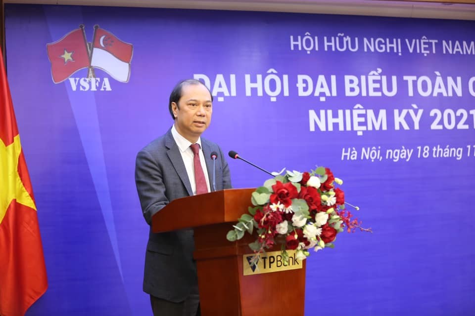 Ông Vũ Viết Ngoạn tái đắc cử Chủ tịch Hội hữu nghị Việt Nam-Singapore nhiệm kỳ 2021-2026 Ông Vũ Viết Ngoạn tái đắc cử Chủ tịch Hội hữu nghị Việt Nam-Singapore nhiệm kỳ 2021-2026