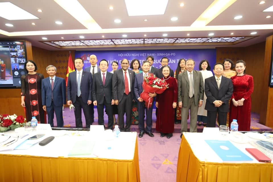 Ông Vũ Viết Ngoạn tái đắc cử Chủ tịch Hội hữu nghị Việt Nam-Singapore nhiệm kỳ 2021-2026 Ông Vũ Viết Ngoạn tái đắc cử Chủ tịch Hội hữu nghị Việt Nam-Singapore nhiệm kỳ 2021-2026