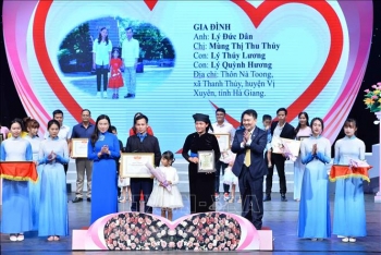 Xây dựng gia đình trẻ tiến bộ để góp phần tạo nên xã hội hạnh phúc