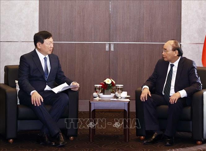 Chủ tịch nước Nguyễn Xuân Phúc tiếp lãnh đạo các tập đoàn lớn của Hàn Quốc Chú thích ảnh