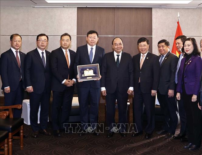 Chủ tịch nước Nguyễn Xuân Phúc tiếp lãnh đạo các tập đoàn lớn của Hàn Quốc Chú thích ảnh