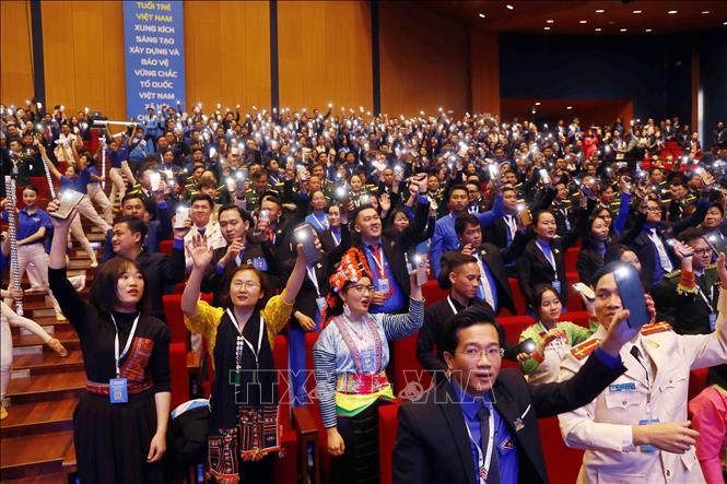 Tổng Bí thư nhắn gửi thế hệ trẻ cả nước hai chữ Chú thích ảnh