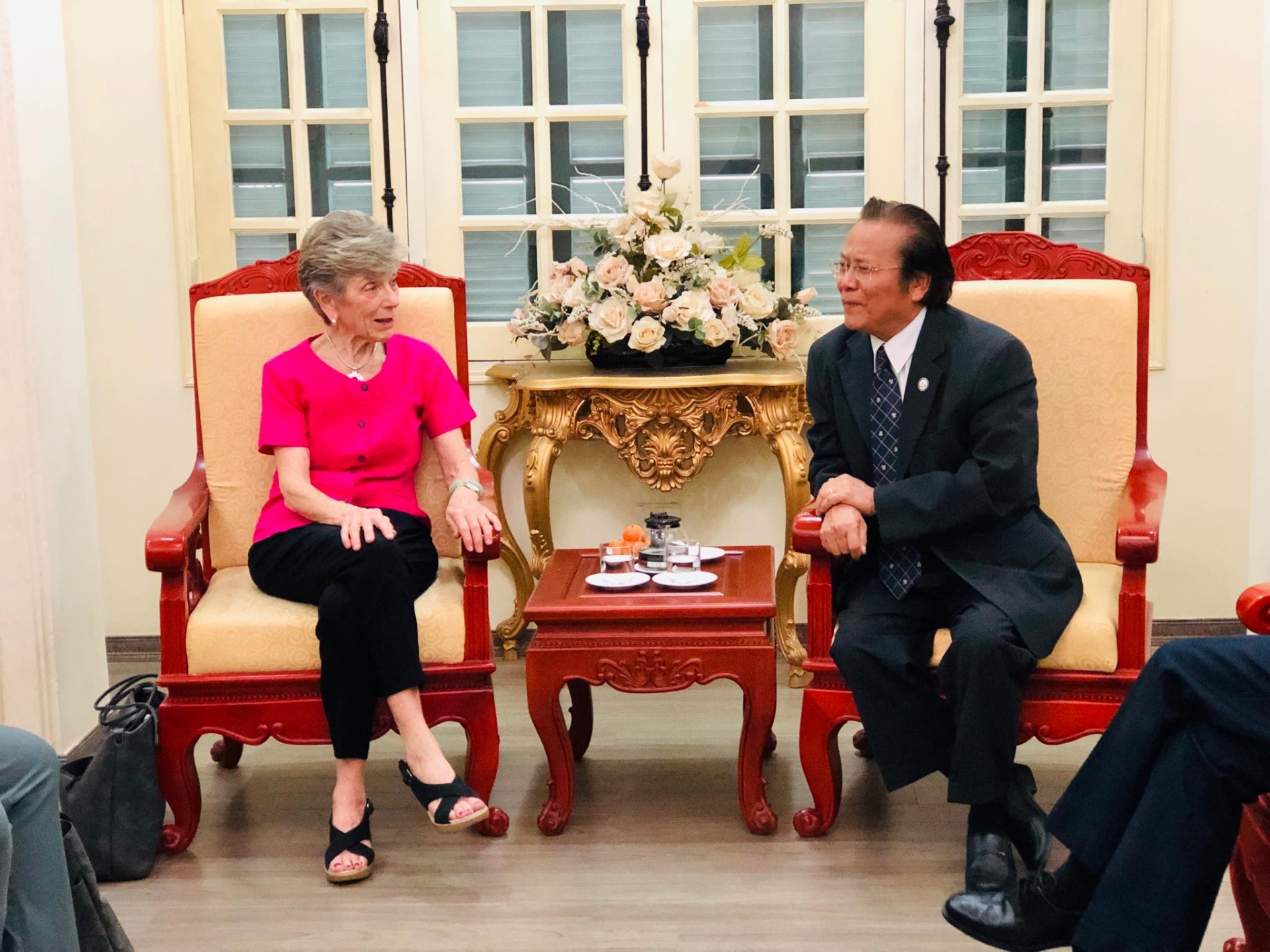 Bà Jerilyn Brussseau: 25 năm hợp tác tạo nên điều kỳ diệu ba jerilyn brussseau 25 nam hop tac tao nen dieu ky dieu