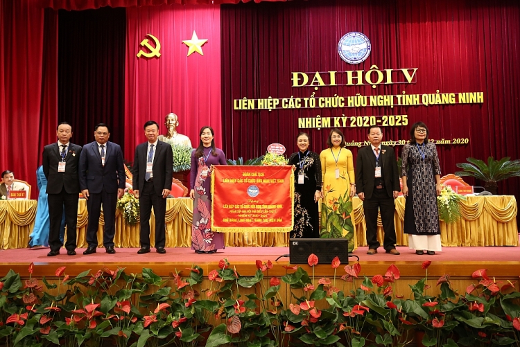Phó Chủ tịch UBND tỉnh Quảng Ninh Nguyễn Thị Hạnh được bầu giữ chức Chủ tịch Liên hiệp tỉnh khóa V Phó Chủ tịch UBND tỉnh Quảng Ninh Nguyễn Thị Hạnh được bầu giữ chức Chủ tịch Liên hiệp tỉnh khóa V