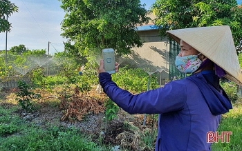 ha tinh farmer takes advantage of technology into irrigation works