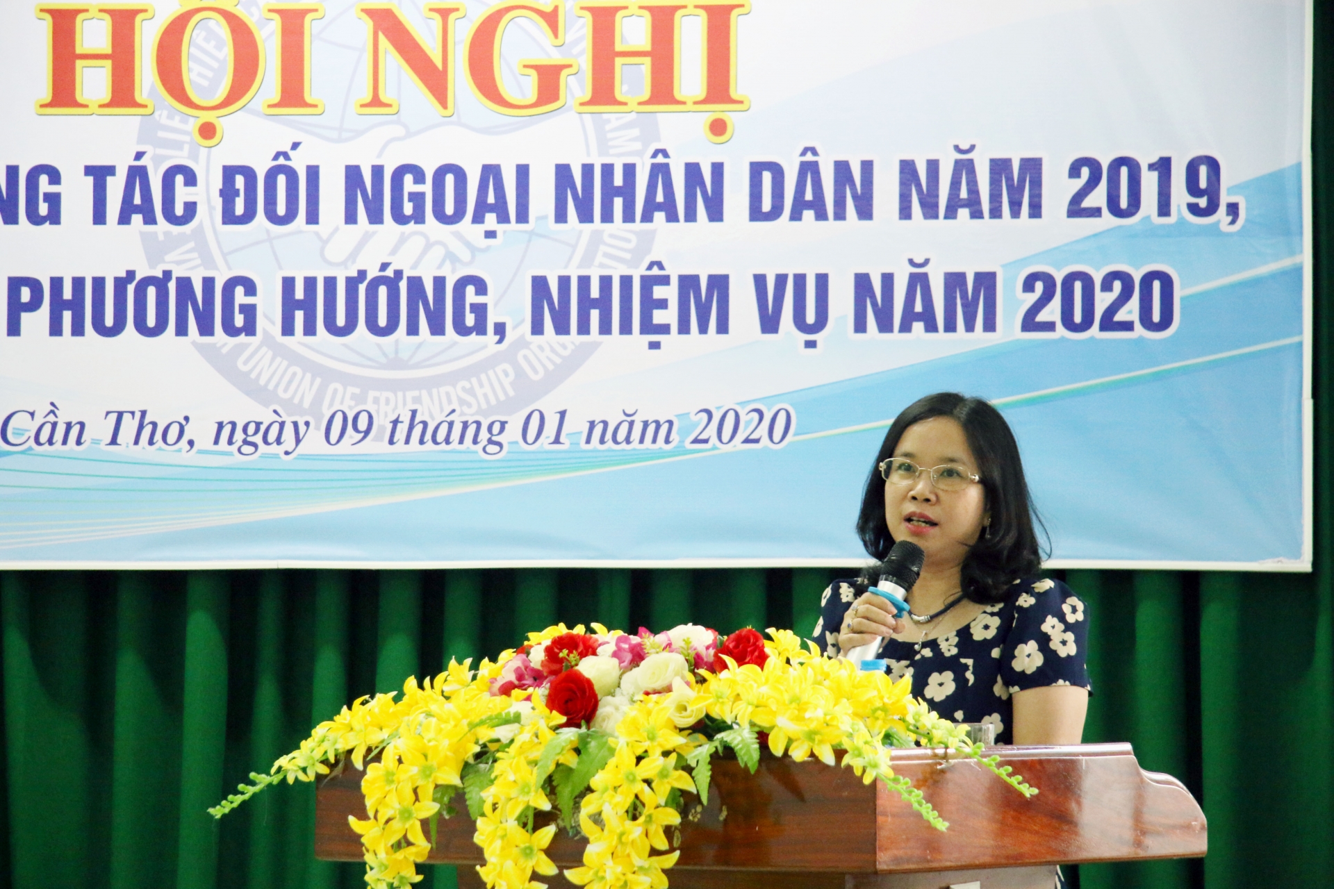 Liên hiệp Cần Thơ vinh dự nhận Bằng khen của Thủ tướng Chính Phủ lien hiep can tho vinh du nhan bang khen cua thu tuong chinh phu