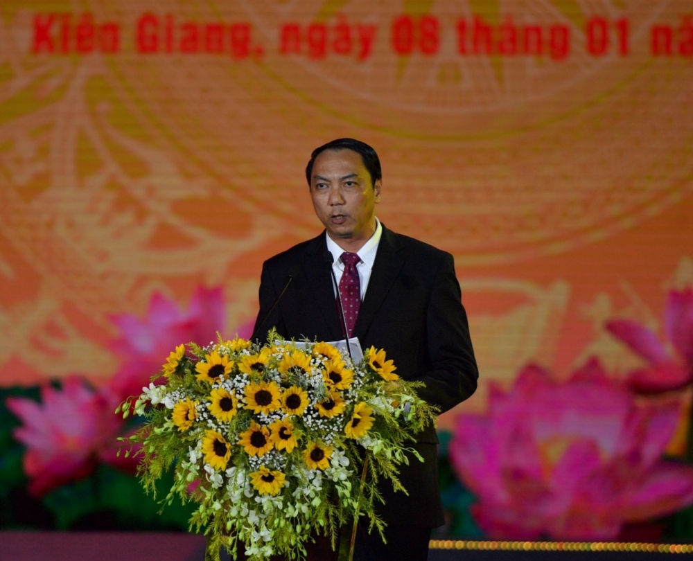 Kiên Giang: Công bố Nghị quyết thành lập TP Phú Quốc Kiên Giang: Công bố Nghị quyết thành lập TP Phú Quốc