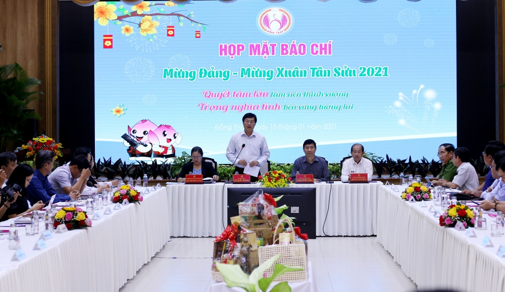 Đồng Tháp tri ân, tôn vinh những người trồng hoa Đồng Tháp tri ân, tôn vinh những người trồng hoa