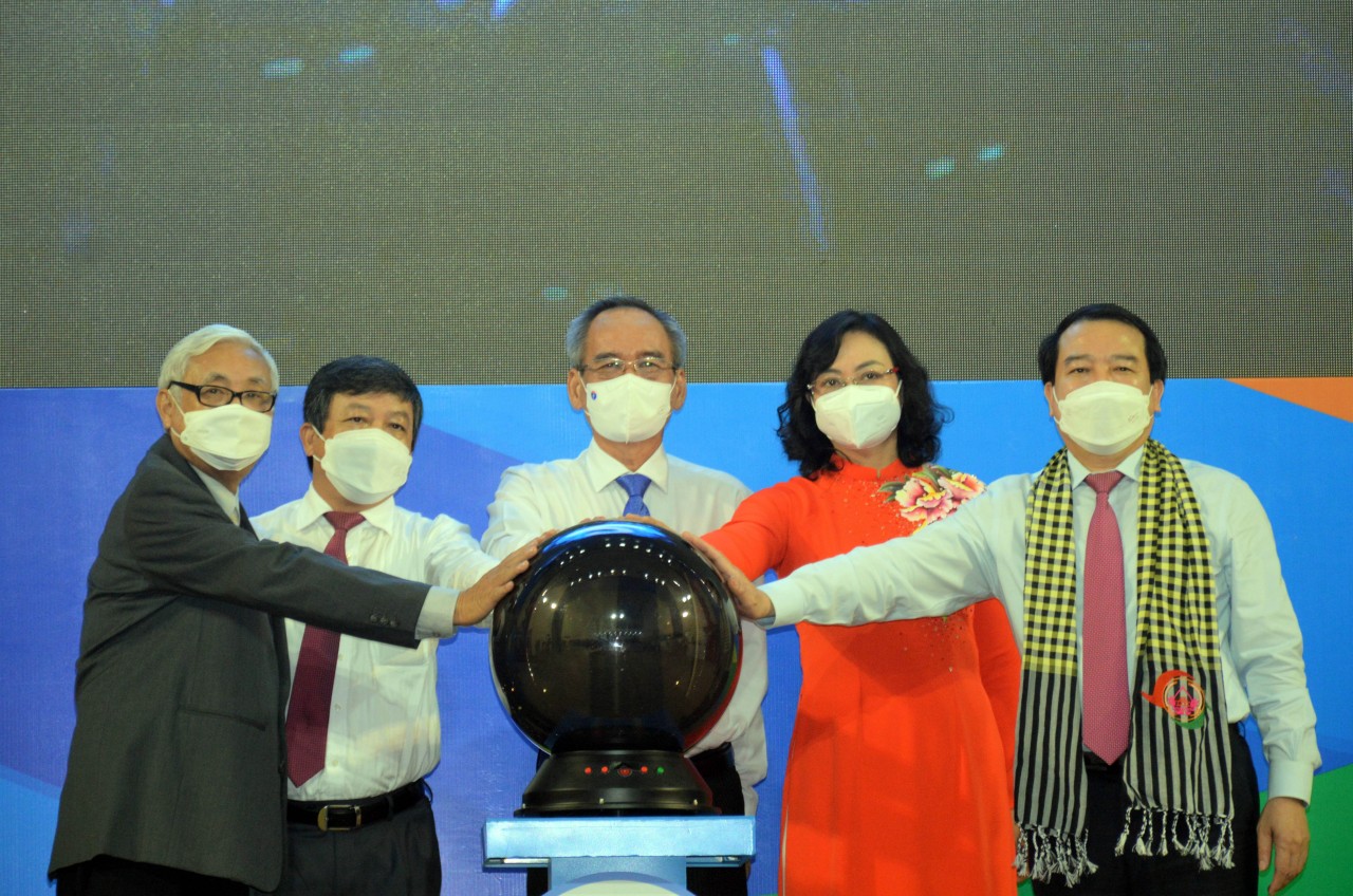 TP. Hồ Chí Minh và 13 tỉnh, thành ĐBSCL liên kết hợp tác phát triển du lịch