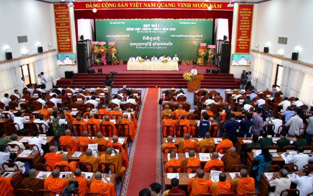 Thủ tướng: Đồng bào dân tộc Khmer có truyền thống yêu nước! thu tuong dong bao dan toc khmer co truyen thong yeu nuoc
