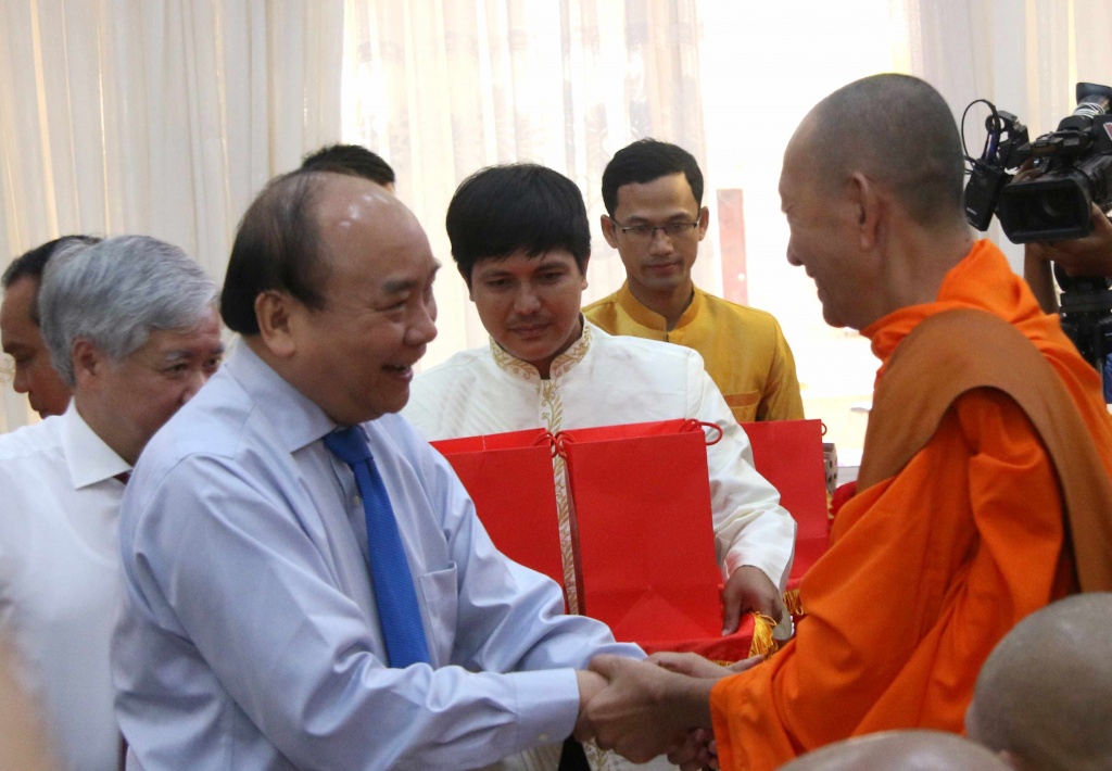 Thủ tướng: Đồng bào dân tộc Khmer có truyền thống yêu nước! thu tuong dong bao dan toc khmer co truyen thong yeu nuoc