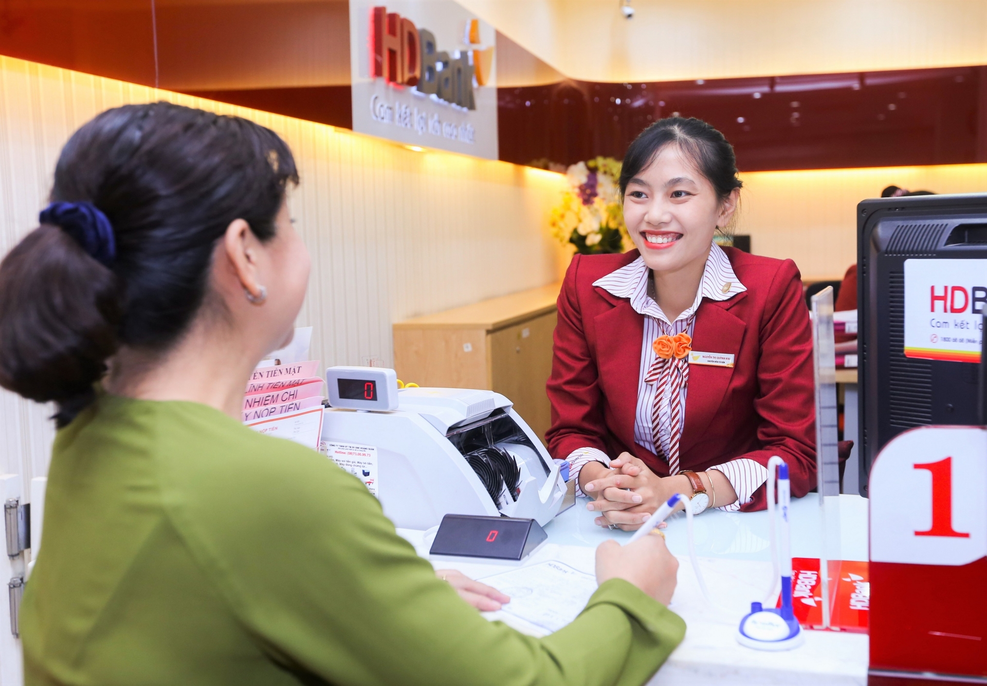 HDBank triển khai gói tín dụng ưu đãi 5.000 tỷ đồng, hỗ trợ khách hàng chi trả lương cho CBCNV trong mùa dịch hdbank trien khai goi tin dung uu dai 5000 ty dong ho tro khach hang chi tra luong cho cbcnv trong mua dich