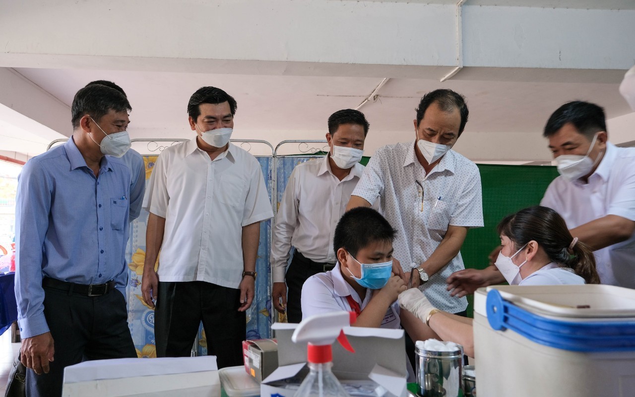 Cần Thơ tiêm vắc xin phòng COVID-19 cho trẻ từ 5 đến dưới 12 tuổi Cần Thơ tiêm vắc xin phòng COVID-19 cho trẻ từ 5 đến dưới 12 tuổi