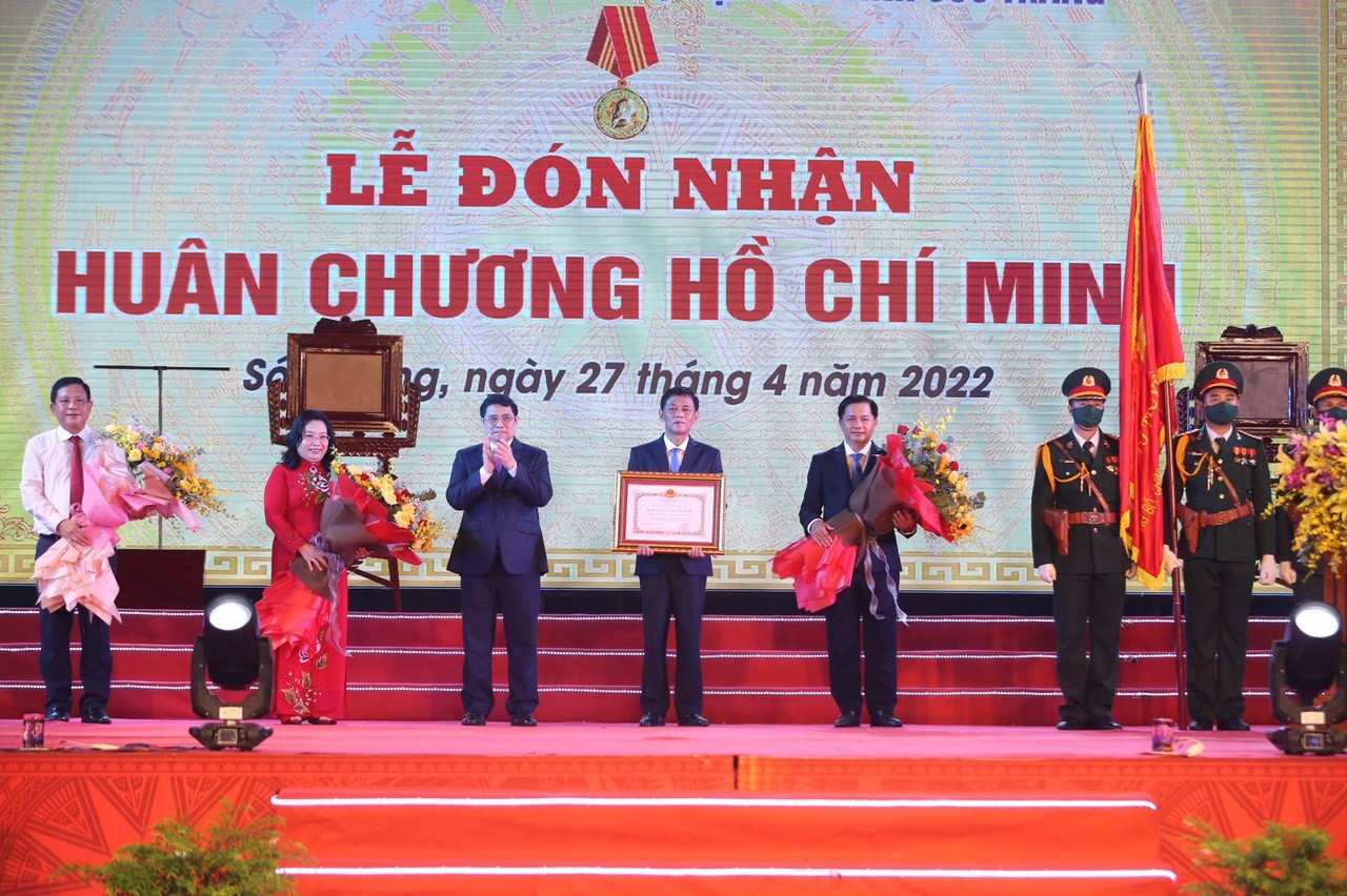 Thủ tướng Phạm Minh Chính: Sóc Trăng cần phát huy ý thức tự lực, tự cường và khát vọng vươn lên Thủ tướng Phạm Minh Chính: Sóc Trăng cần phát huy ý thức tự lực, tự cường và khát vọng vươn lên