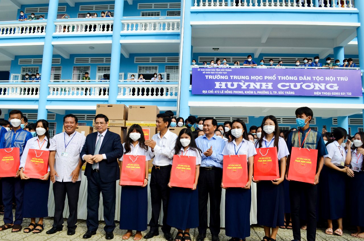 Sóc Trăng thu hút trên 200.000 tỷ đồng tại Hội nghị xúc tiến đầu tư 2022 Sóc Trăng thu hút trên 200.000 tỷ đồng tại Hội nghị xúc tiến đầu tư 2022