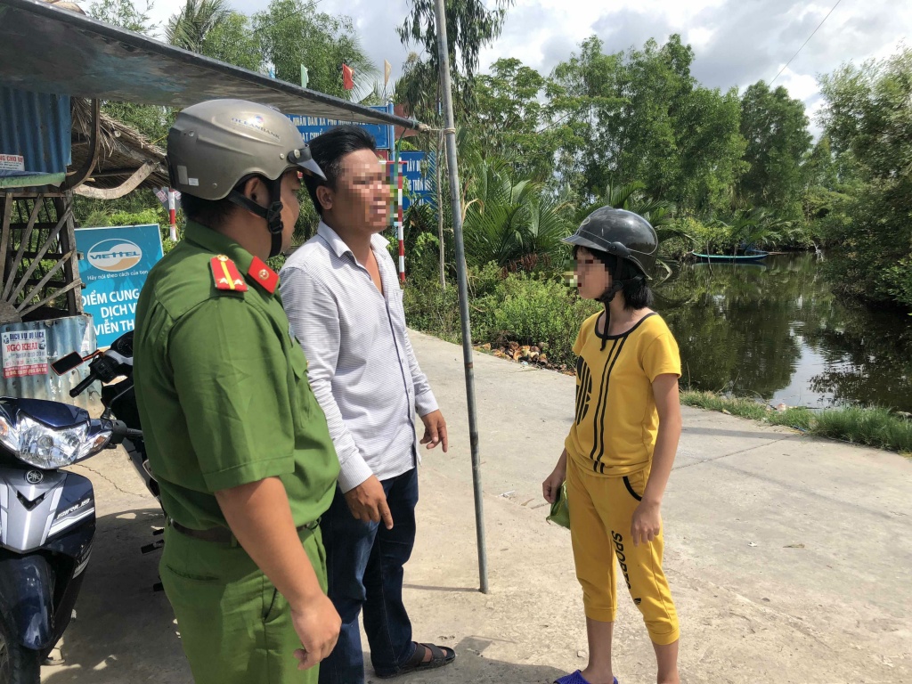 Thực hư thông tin nữ sinh lớp 8 bị bắt cóc tự trốn thoát ở Cà Mau thuc hu thong tin nu sinh lop 8 bi bat coc tu tron thoat o ca mau
