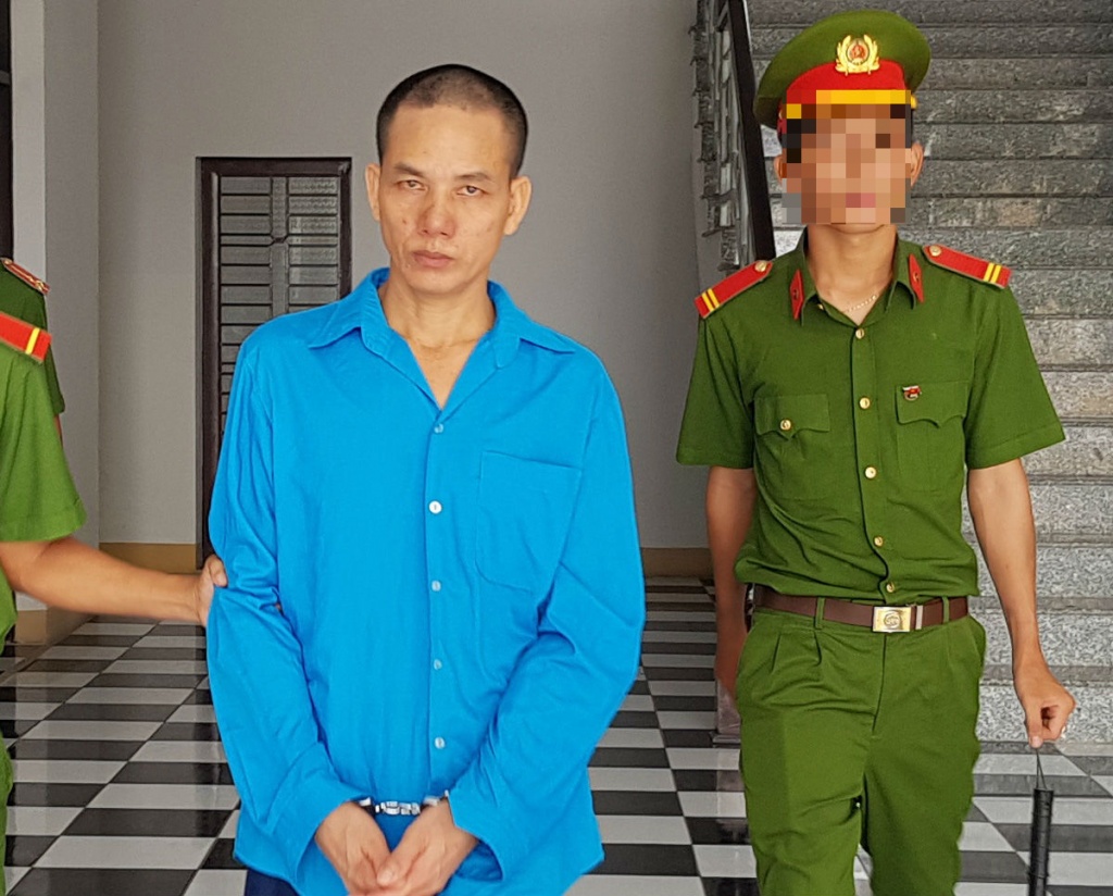 Sóc Trăng: Kẻ dùng 50.000 đồng dụ dỗ hiếp dâm cháu vợ lãnh án soc trang hiep dam chau vo duong re lanh 17 nam tu