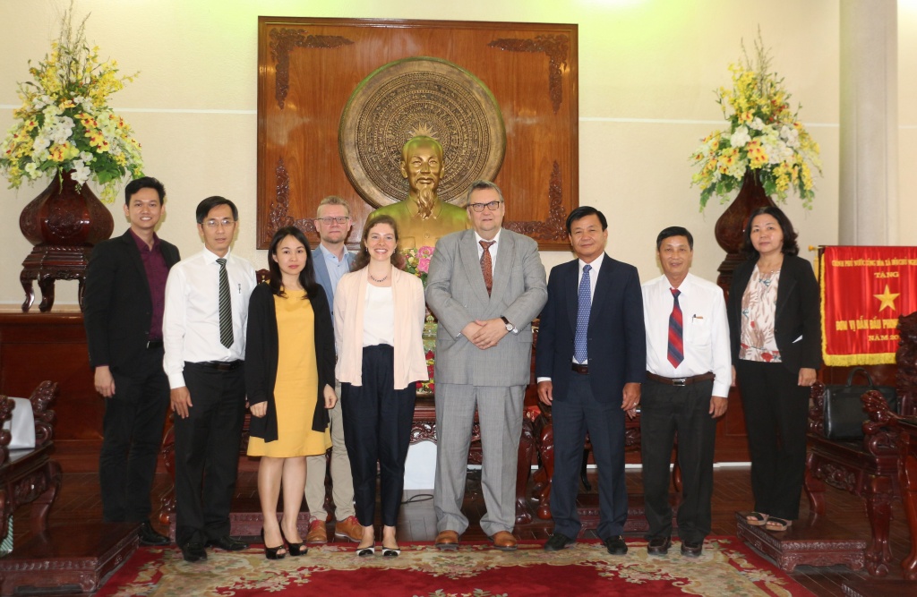 Cần Thơ: Doanh nghiệp Phần Lan tìm hiểu cơ hội hợp tác xử lý rác thải can tho doanh nghiep phan lan tim hieu co hoi hop tac xu ly rac thai