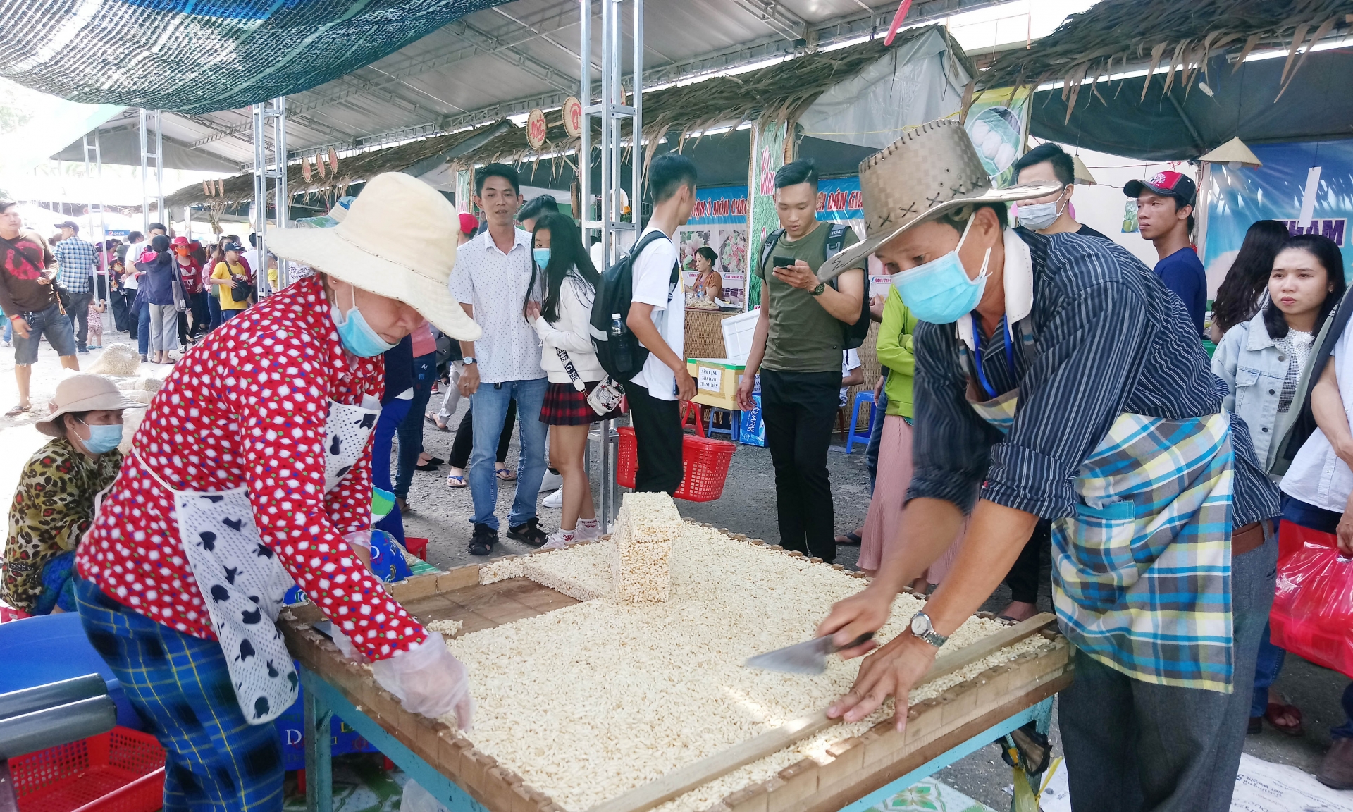 Phát động Chương trình kích cầu du lịch nội địa toàn quốc năm 2020 tại TP Cần Thơ phat dong chuong trinh kich cau du lich noi dia toan quoc nam 2020 tai tp can tho