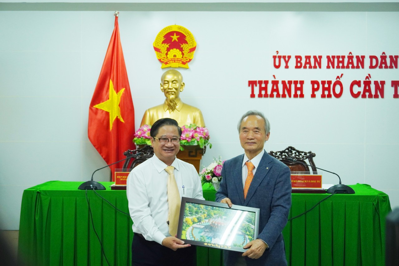 TP Cần Thơ đẩy mạnh hợp tác với Hiệp hội Hợp tác kinh tế Hàn Quốc - Châu Á TP Cần Thơ đẩy mạnh hợp tác với Hiệp hội Hợp tác kinh tế Hàn Quốc - Châu Á