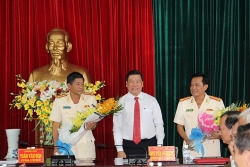 chu tich tong lien doan lao dong viet nam giu chuc bi thu tinh uy dak lak