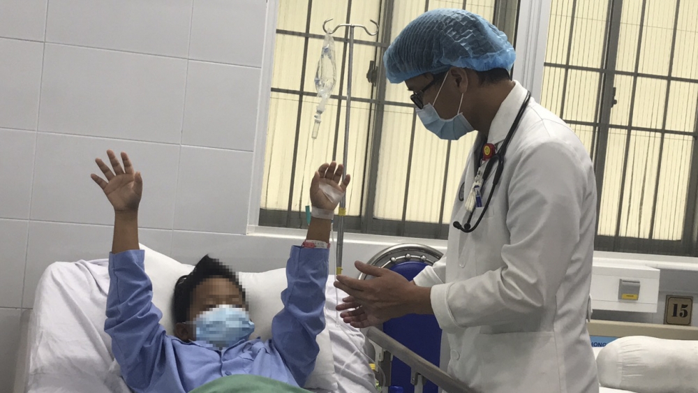 Cần Thơ: 45 phút can thiệp cứu sống bệnh nhi bị vỡ túi phình mạch máu não Cần Thơ: 45 phút can thiệp cứu sống bệnh nhi bị vỡ túi phình mạch máu não
