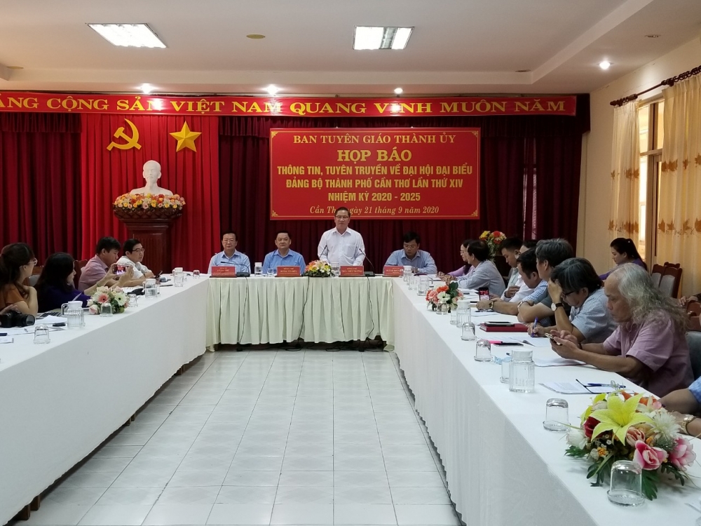Trên 400 đại biểu dự Đại hội Đảng bộ thành phố Cần Thơ lần thứ XIV 4703 hyp bao btg 2