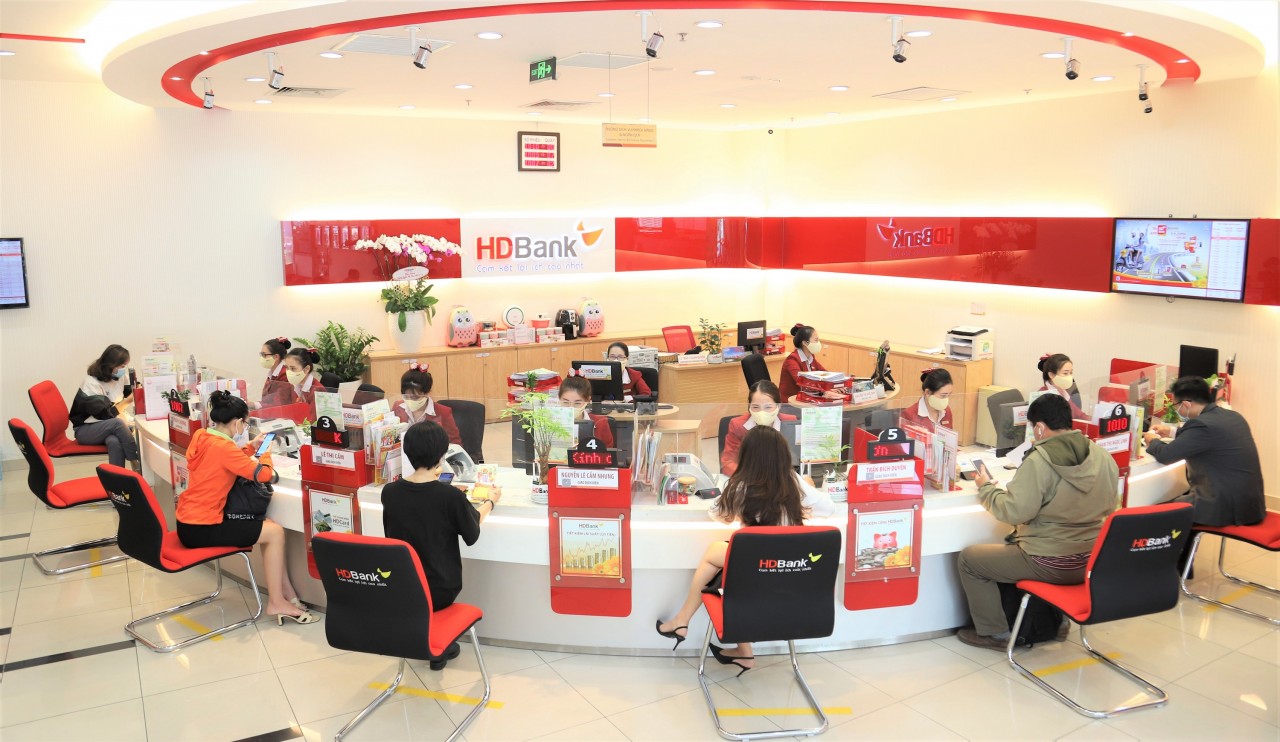 HDBank khai thác tối đa ứng dụng số, chuyển đổi mô hình “Làm việc từ xa” HDBank khai thác tối đa ứng dụng số, chuyển đổi mô hình “Làm việc từ xa”