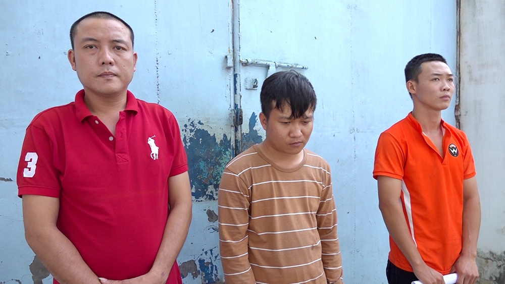 Bắt 3 đối tượng làm và lưu hành trên 28 triệu đồng tiền giả an giang bat 3 doi tuong lam va luu hanh tren 28 trieu dong tien gia