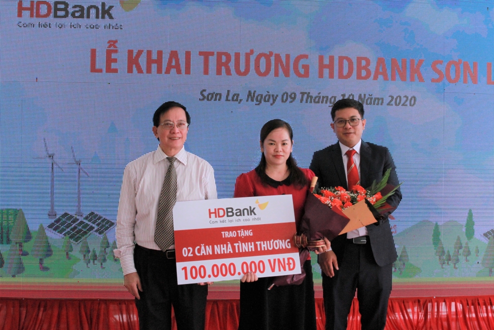 HDBank chính thức có mặt tại xứ hoa Tây Bắc HDBank chính thức có mặt tại xứ hoa Tây Bắc