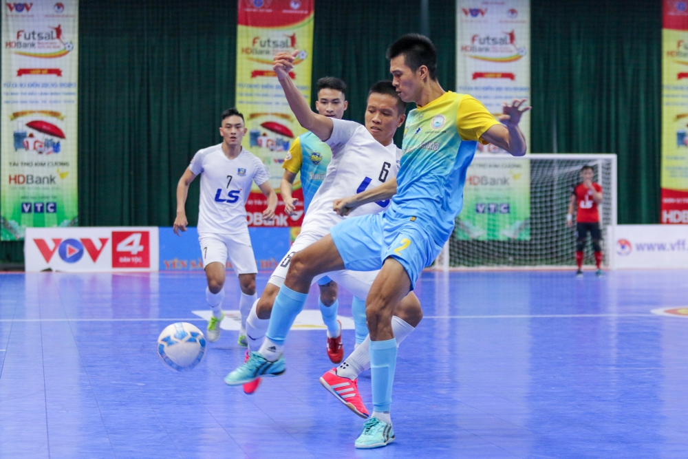 Thắng 9-1 trước Sanvinest Sanna Khánh Hòa, Thái Sơn Nam bảo vệ thành công chức vô địch Thắng 9-1 trước Sanvinest Sanna Khánh Hòa, Thái Sơn Nam bảo vệ thành công chức vô địch
