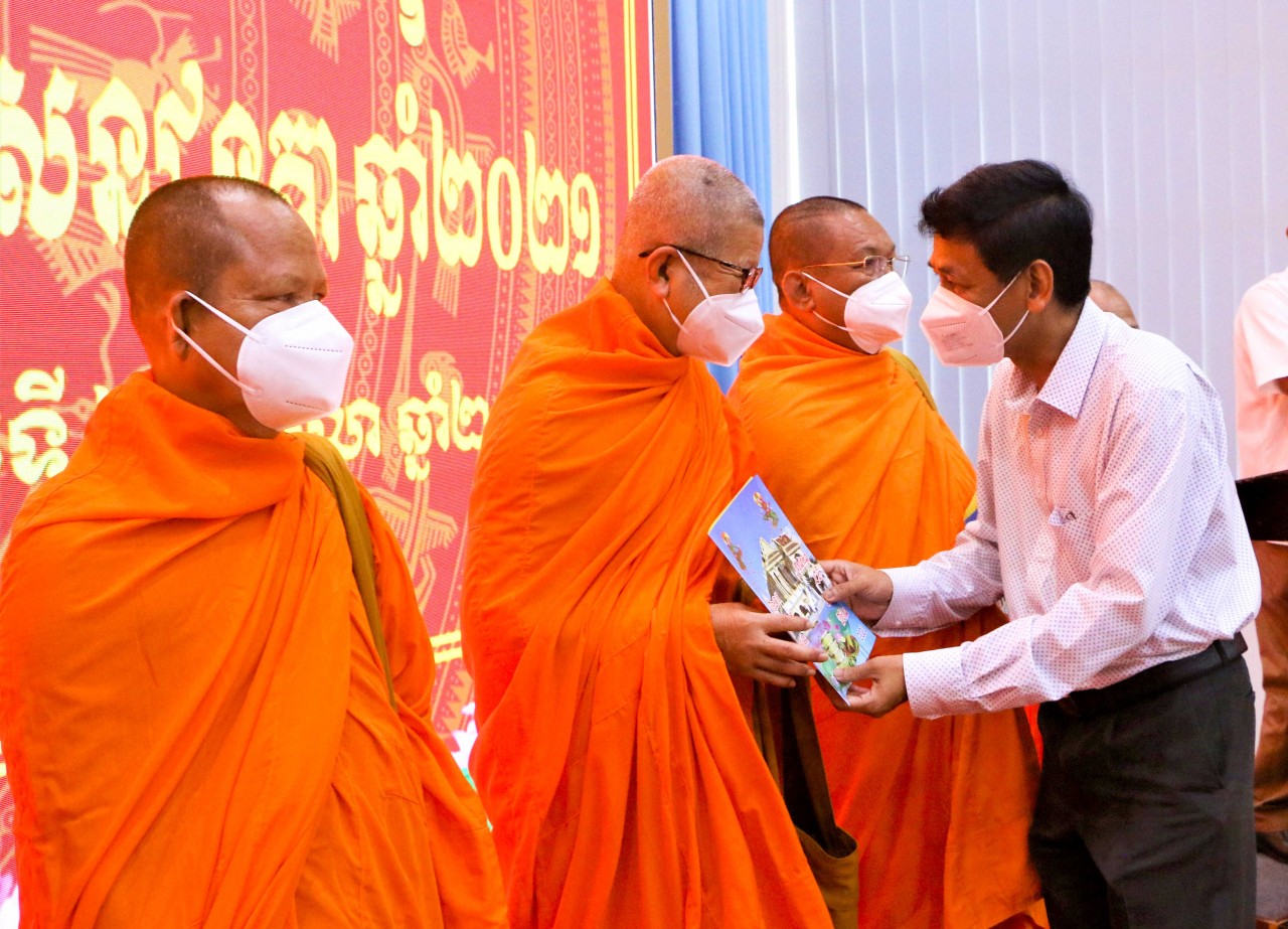 Sóc Trăng họp mặt mừng lễ Sene Dolta 2021 của đồng bào Khmer Sóc Trăng họp mặt mừng lễ Sene Dolta 2021 của đồng bào Khmer