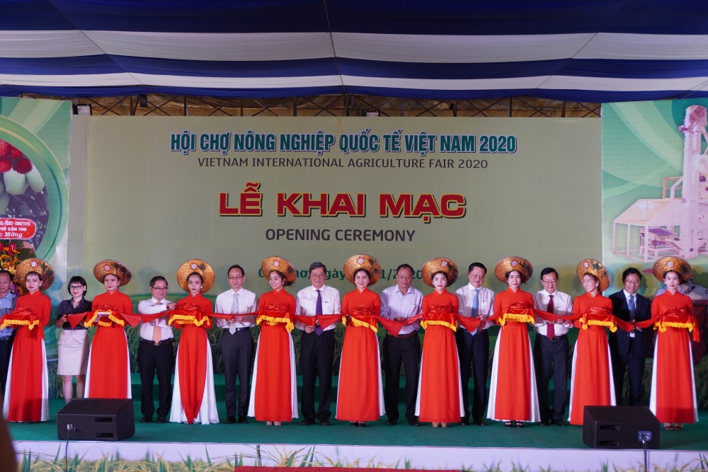 100 đơn vị trong và ngoài nước tham gia Khai mạc Hội chợ Nông nghiệp Quốc tế tại Cần Thơ 100 đơn vị trong và ngoài nước tham gia Khai mạc Hội chợ Nông nghiệp Quốc tế tại Cần Thơ