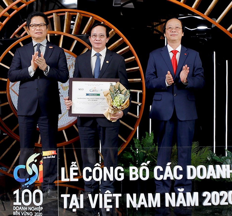 HDBank tiếp tục lọt top 10 doanh nghiệp bền vững của năm HDBank tiếp tục lọt top 10 doanh nghiệp bền vững của năm