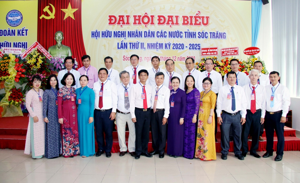Ông Trần Phước Vĩnh được bầu giữ chức Chủ tịch Liên hiệp các tổ chức hữu nghị tỉnh Sóc Trăng Ông Trần Phước Vĩnh được bầu giữ chức Chủ tịch Liên hiệp các tổ chức hữu nghị tỉnh Sóc Trăng