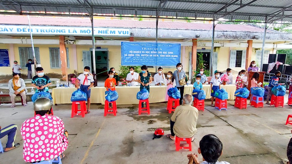 Khánh thành cầu giao thông nông thôn do Liên hiệp Kiên Giang vận động tài trợ Khánh thành cầu giao thông nông thôn do Liên hiệp Kiên Giang vận động tài trợ
