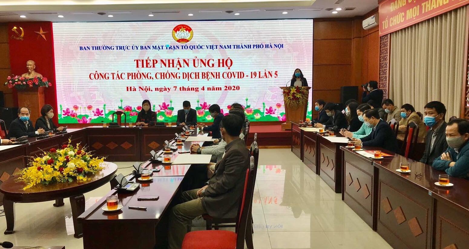 Tập đoàn CEO ủng hộ 2 tỷ đồng cùng TP. Hà Nội chống dịch COVID-19 tap doan ceo ung ho 2 ty dong cung tp ha noi chong dich covid 19